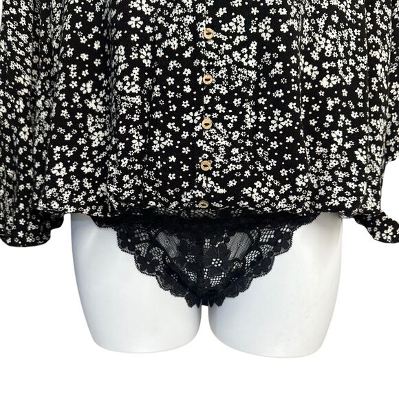 Free People Bodysuit Womens Small Ditsy Black White Floral Tiered Bell Sleeve - Picture 7 of 16